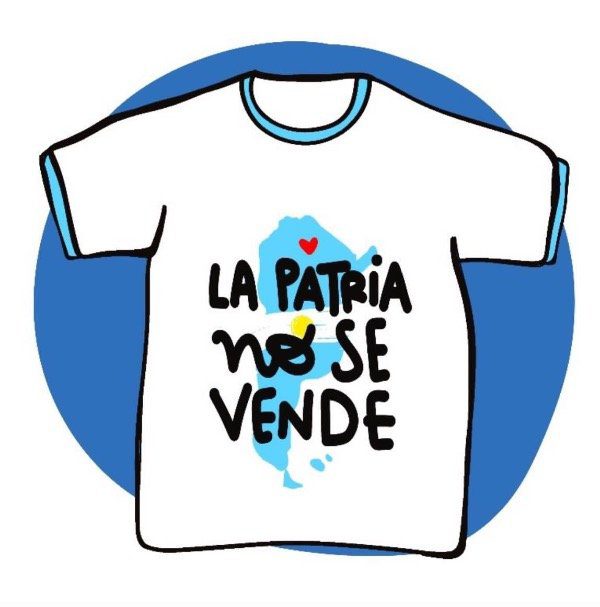Remera dibujada con la consigna "La patria no se vende"